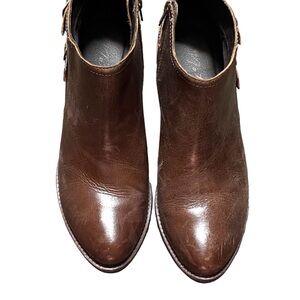 Matisse  Kate brown distressed leather side zip bootie size 9.5m